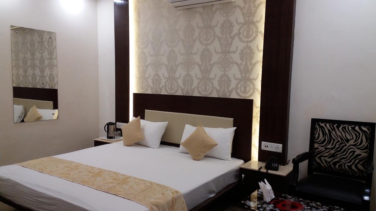 Knk International Hotel 3*