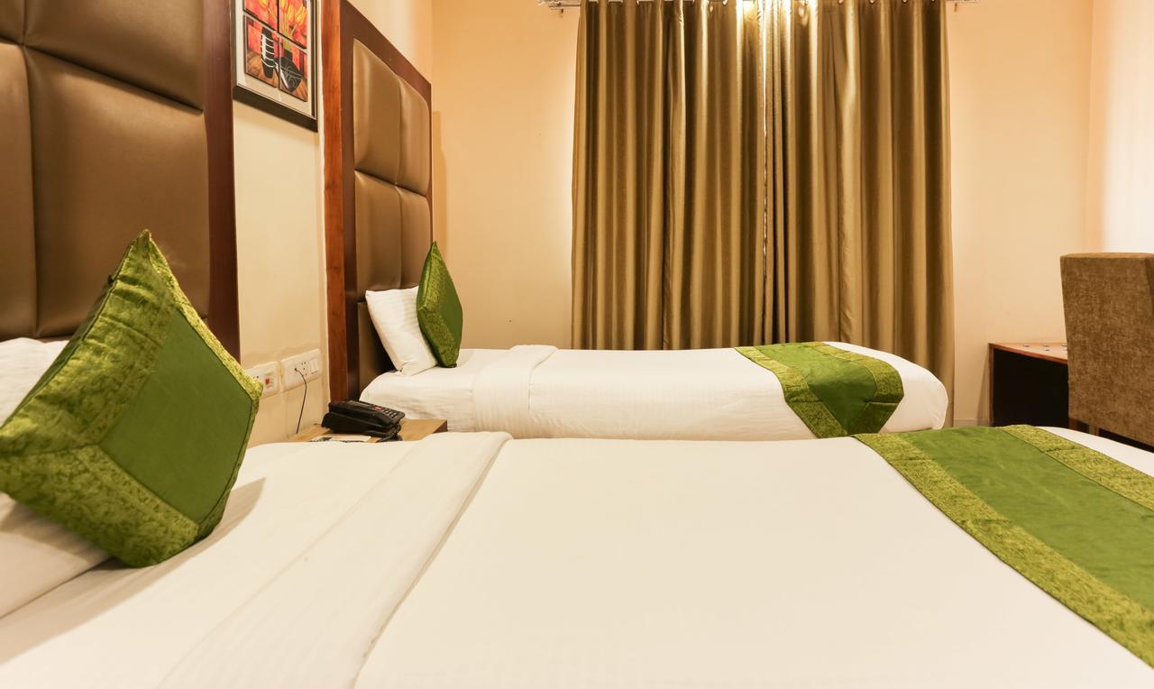 Hotel Balsons International