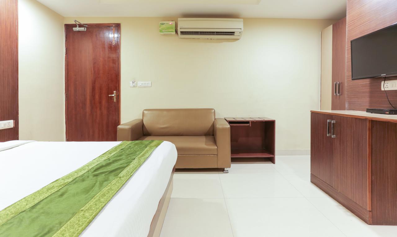 Balsons International Hotel 3*