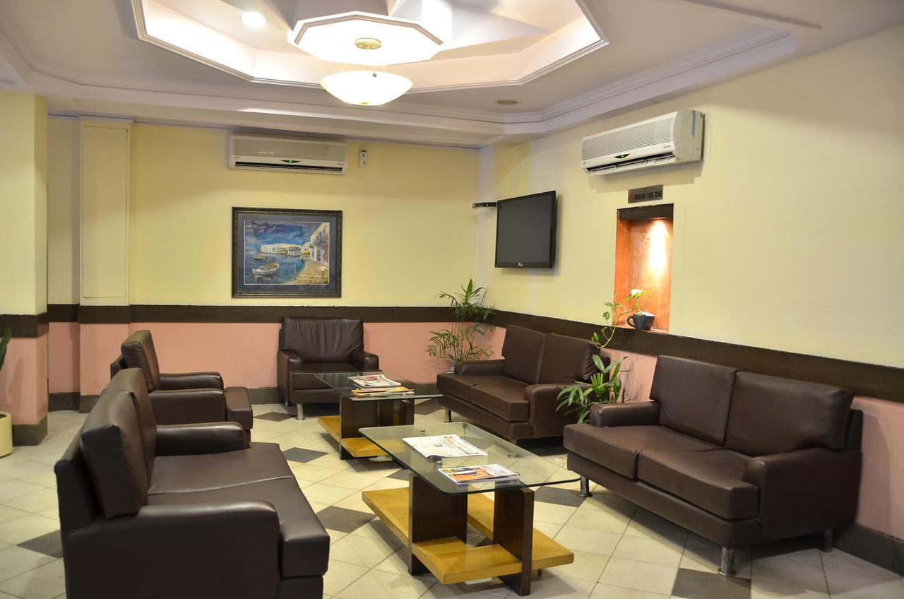 Hotel The Tourist - 1 Min From Railway Station New Delhi