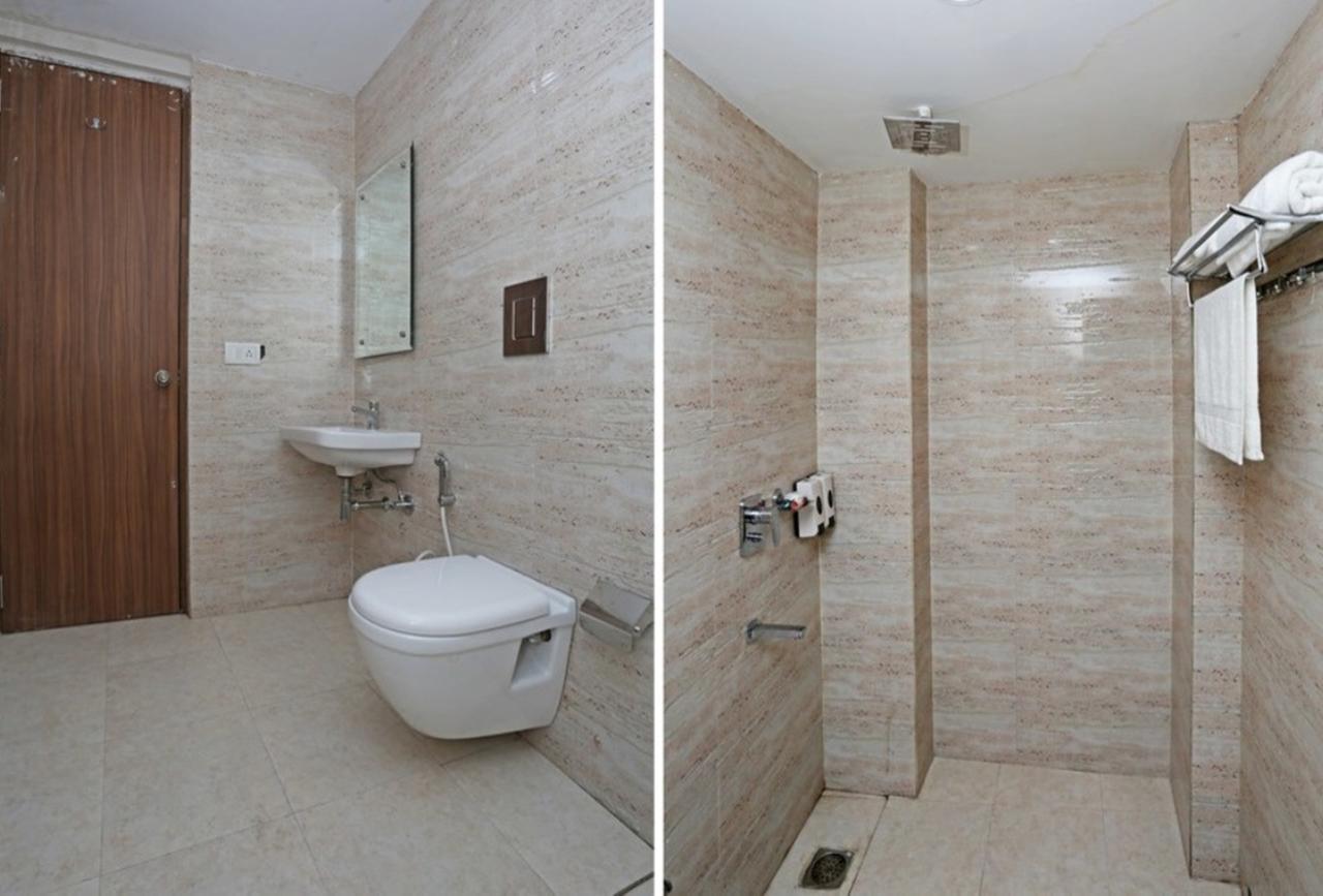 Airport D'capitol Hotel 3*