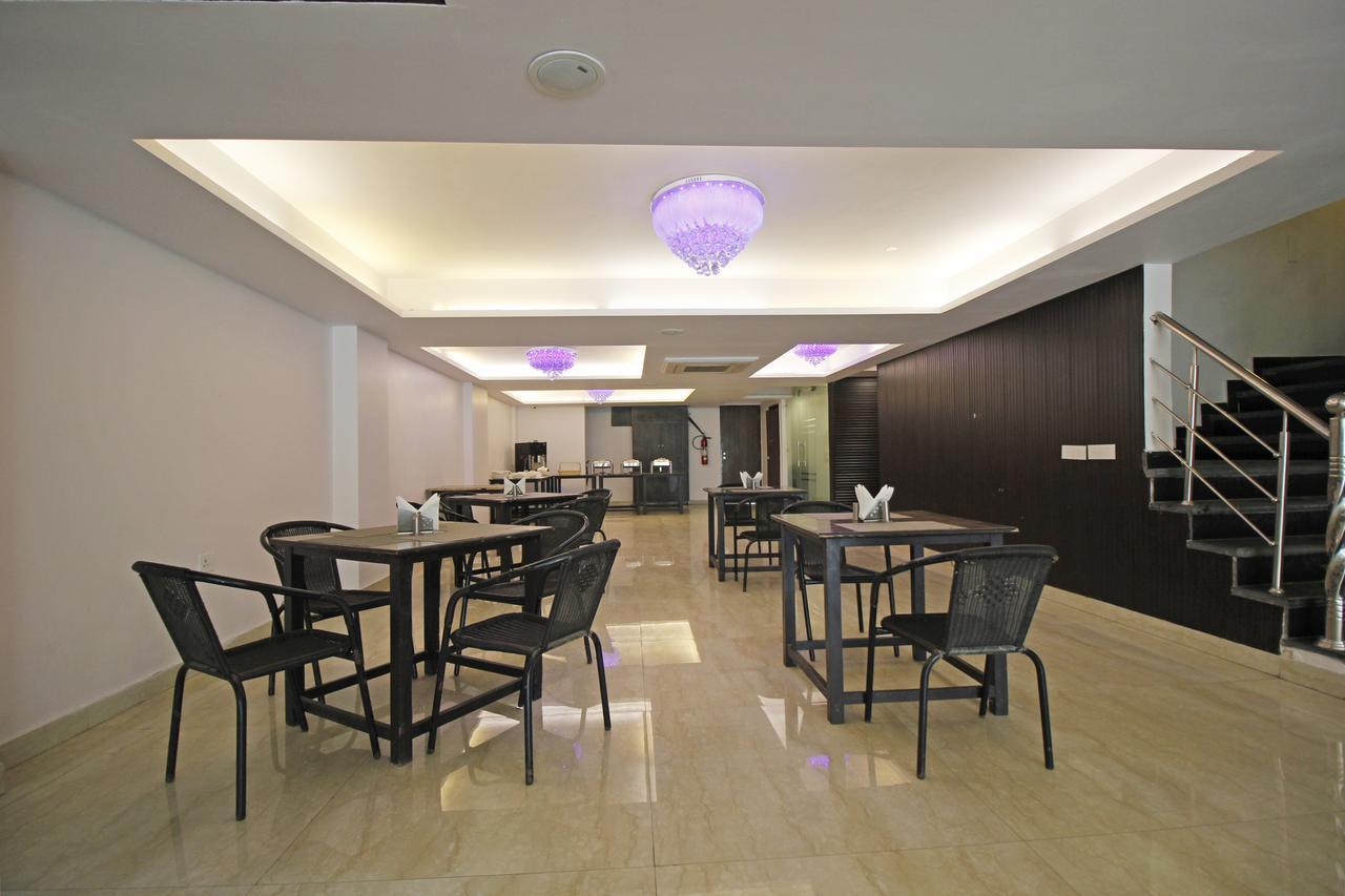 Hotel Park Residency