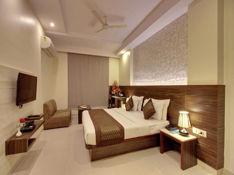 Sky Rich International - 05 Mins From Karol Bagh Metro Station Delhi (National Capital Territory of India)