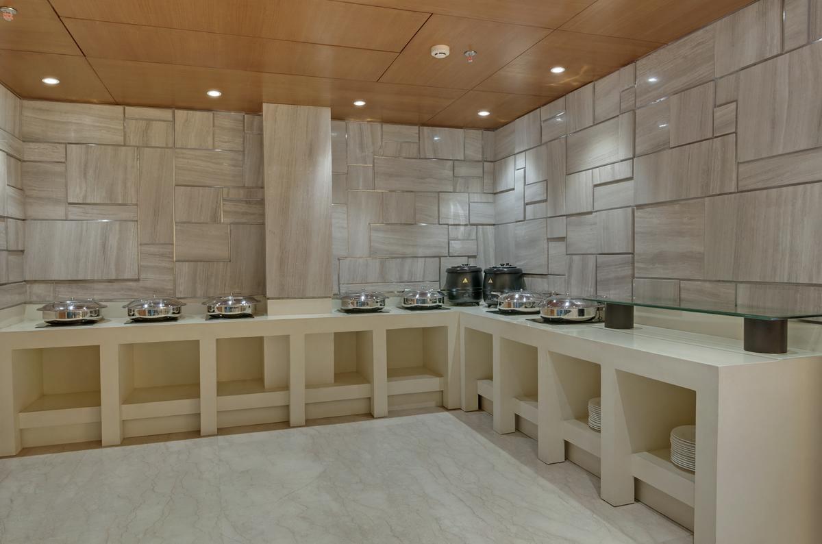 Hotel Beacon Nirman Vihar 3*