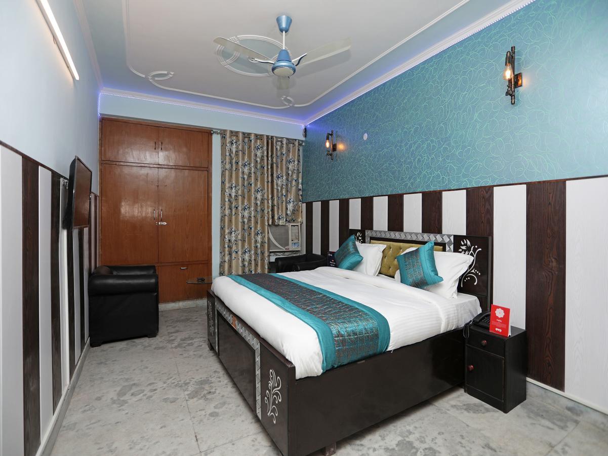 Oyo 11924 Jp Residency Hotel 3*