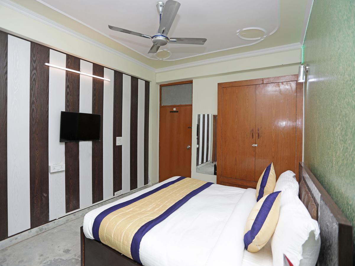 Oyo 11924 Jp Residency Hotel 3*