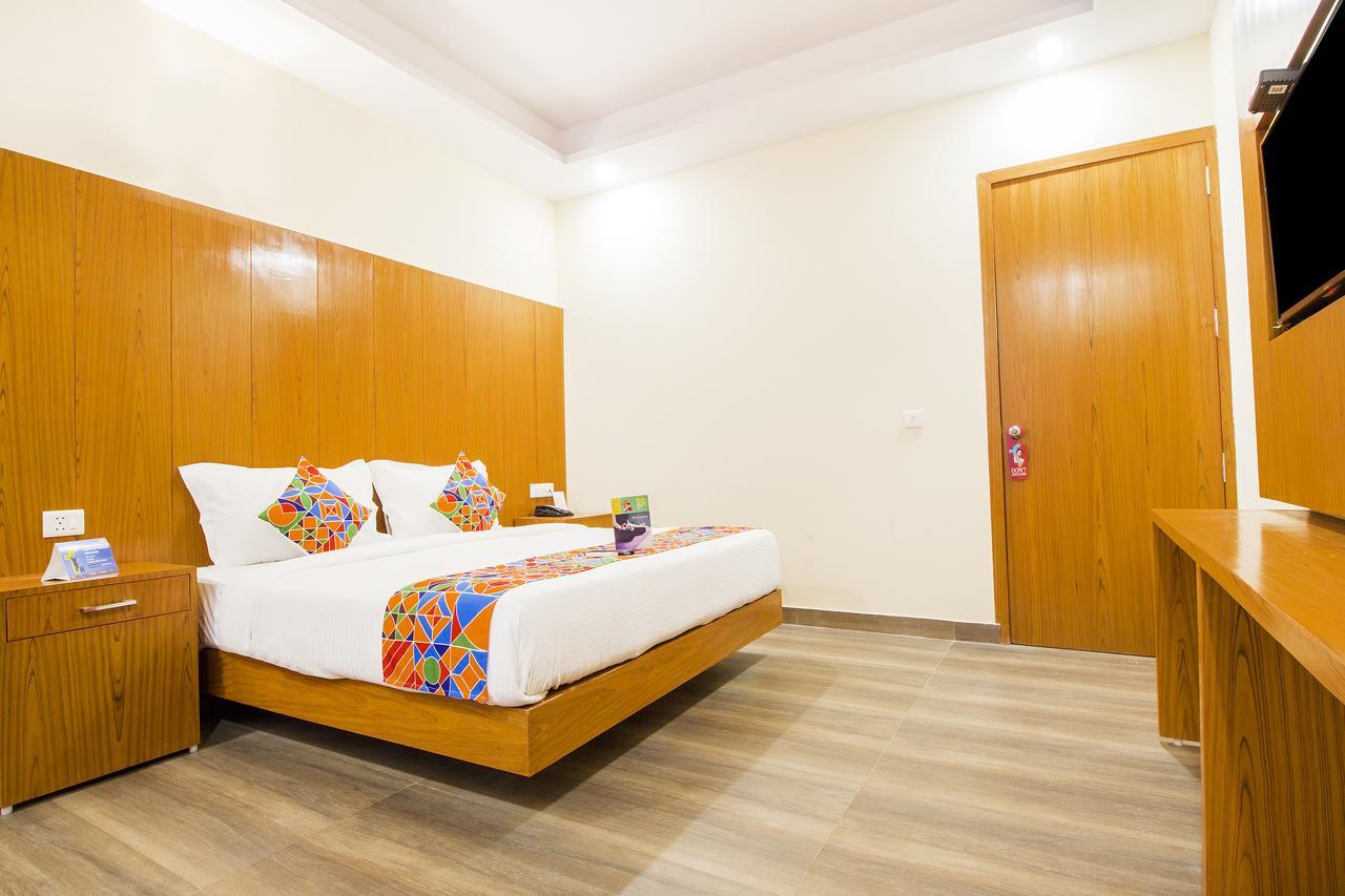 Hotel Fabhotel Aries Near Igi Airport 3*