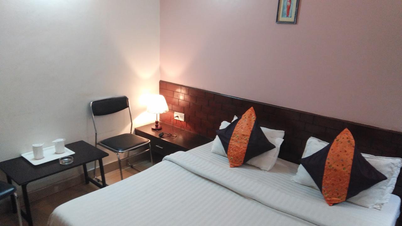 Airport Port View Hotel 3*