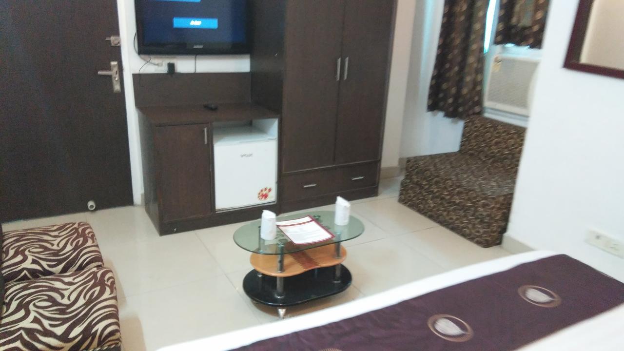 Hotel Airport Port View