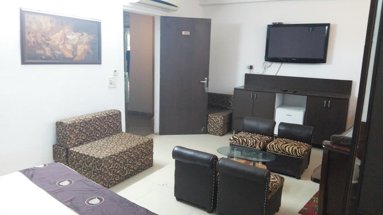 Hotel Airport Port View