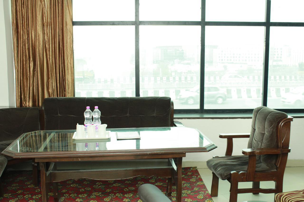 Airport Port View 3* New Delhi
