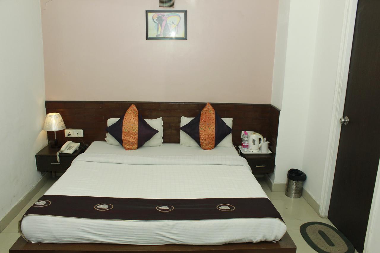 Airport Port View Hotel 3*