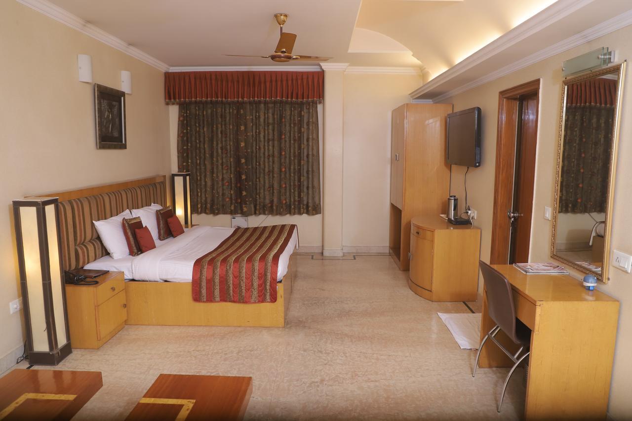 Hotel Singh Sahib 3*