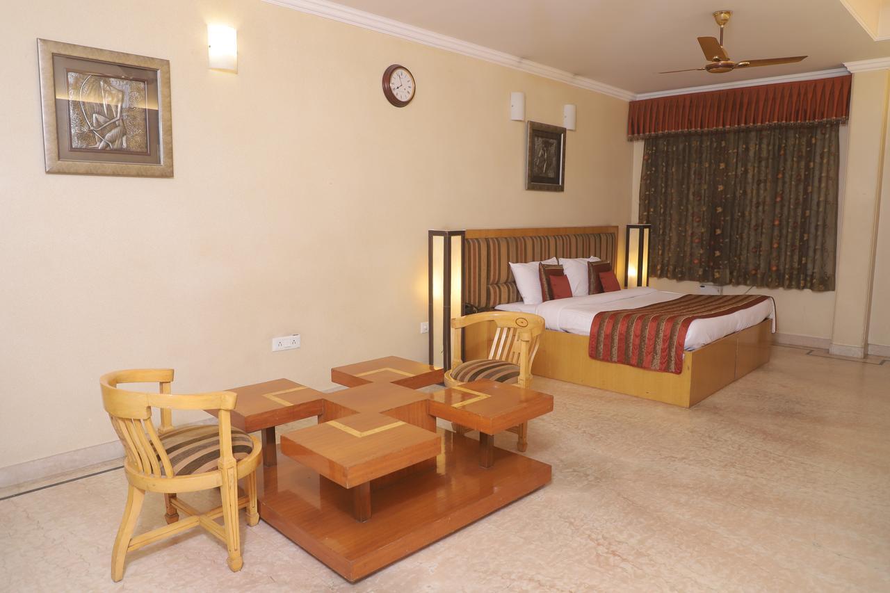 Hotel Singh Sahib 3*