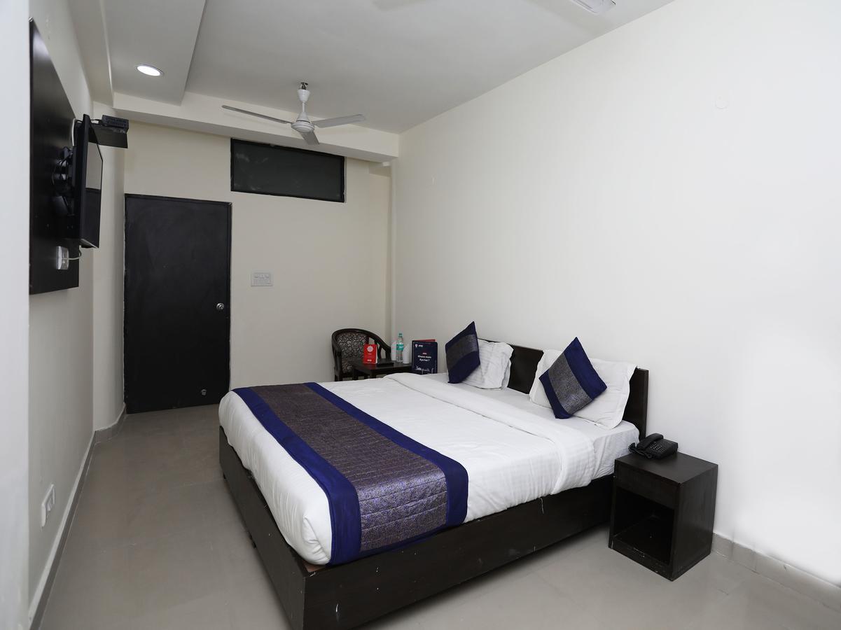 Oyo 11605 Aravali Hotel New Delhi