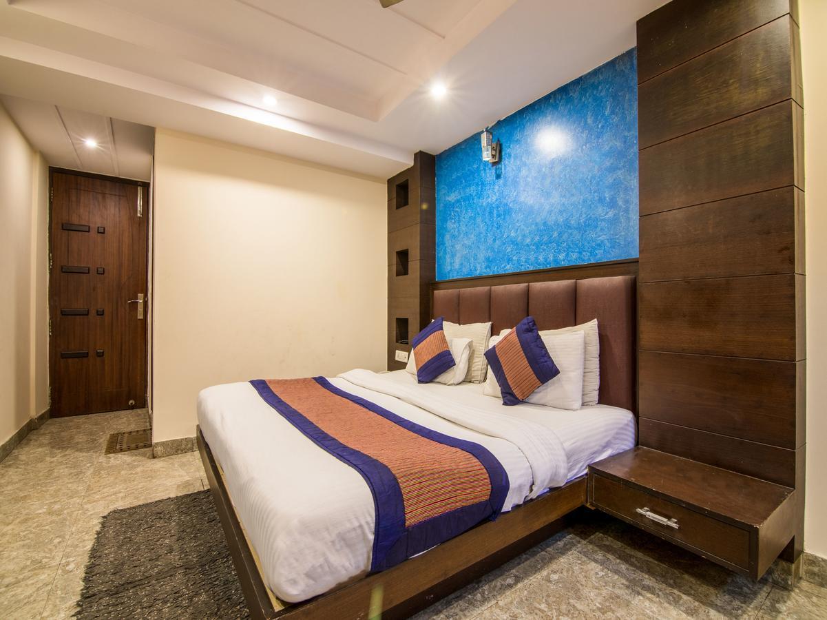 Oyo 1912 Dada Hotel Nova Deli
