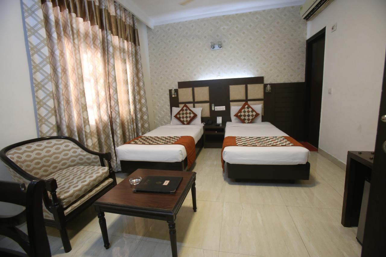 Amar Inn- Lajpat Nagar Market 4* New Delhi