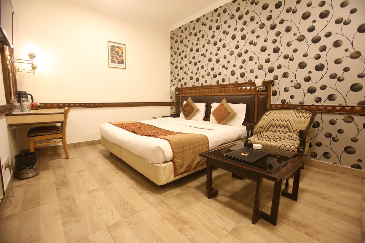 Bed & Breakfast Amar Inn- Lajpat Nagar Market New Delhi