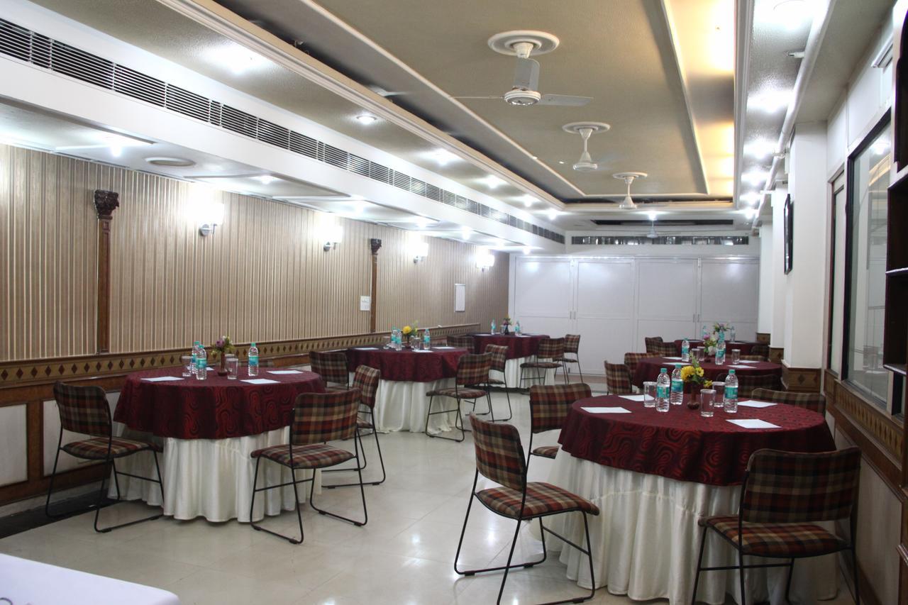 Bed & Breakfast Amar Inn- Lajpat Nagar Market
