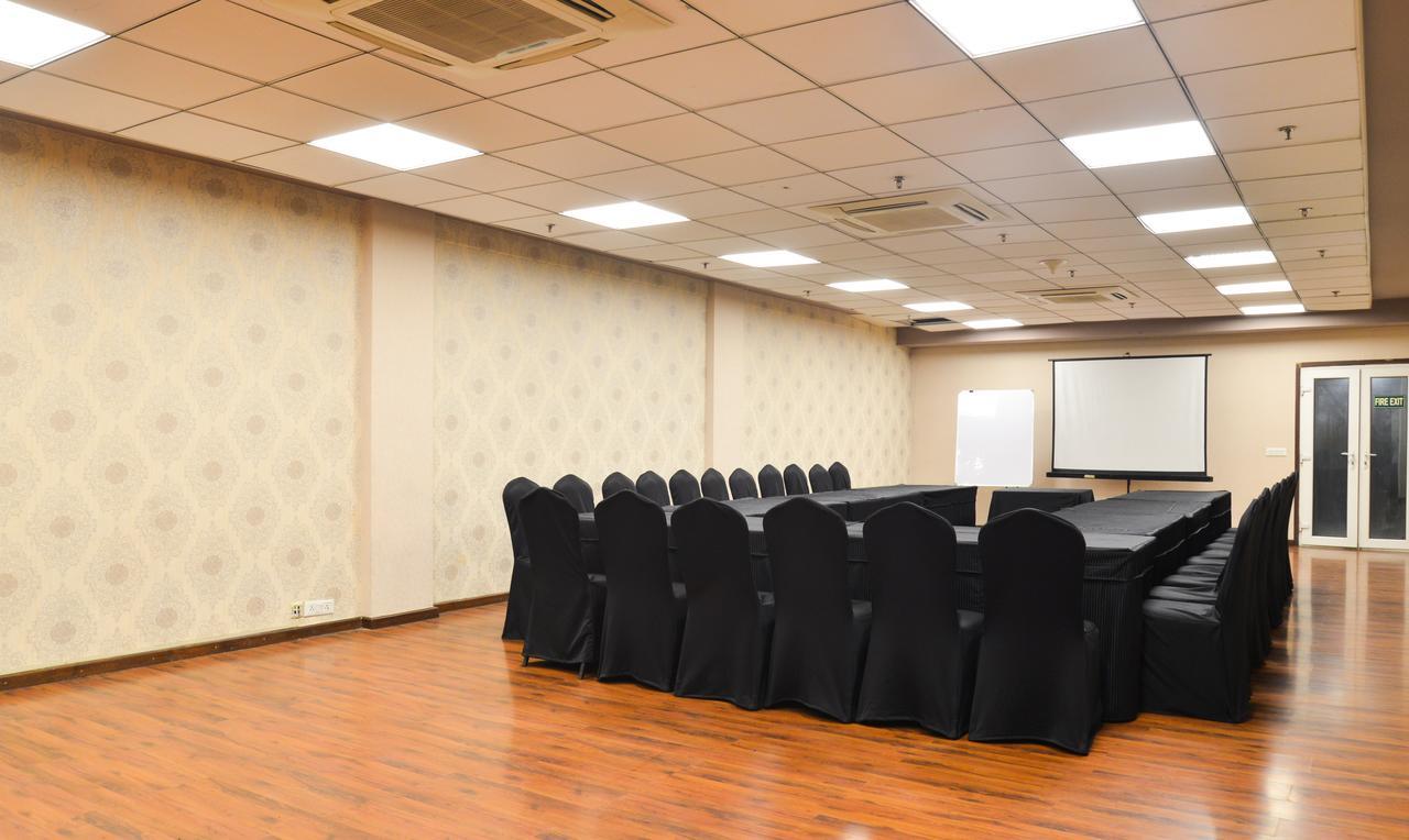 Treebo Check In By Oran New Delhi