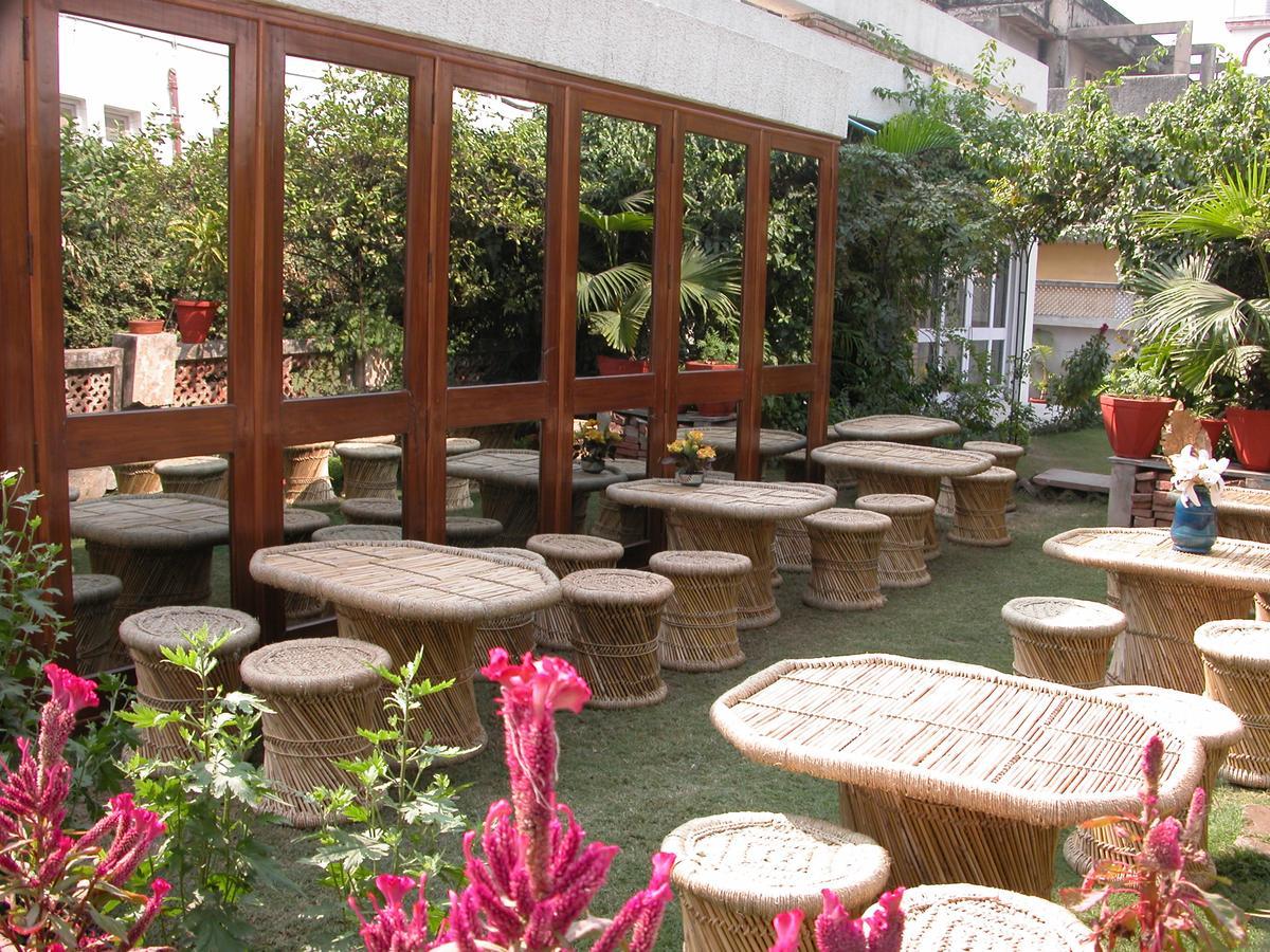 Acomodação com café da manhã  Petite 3*