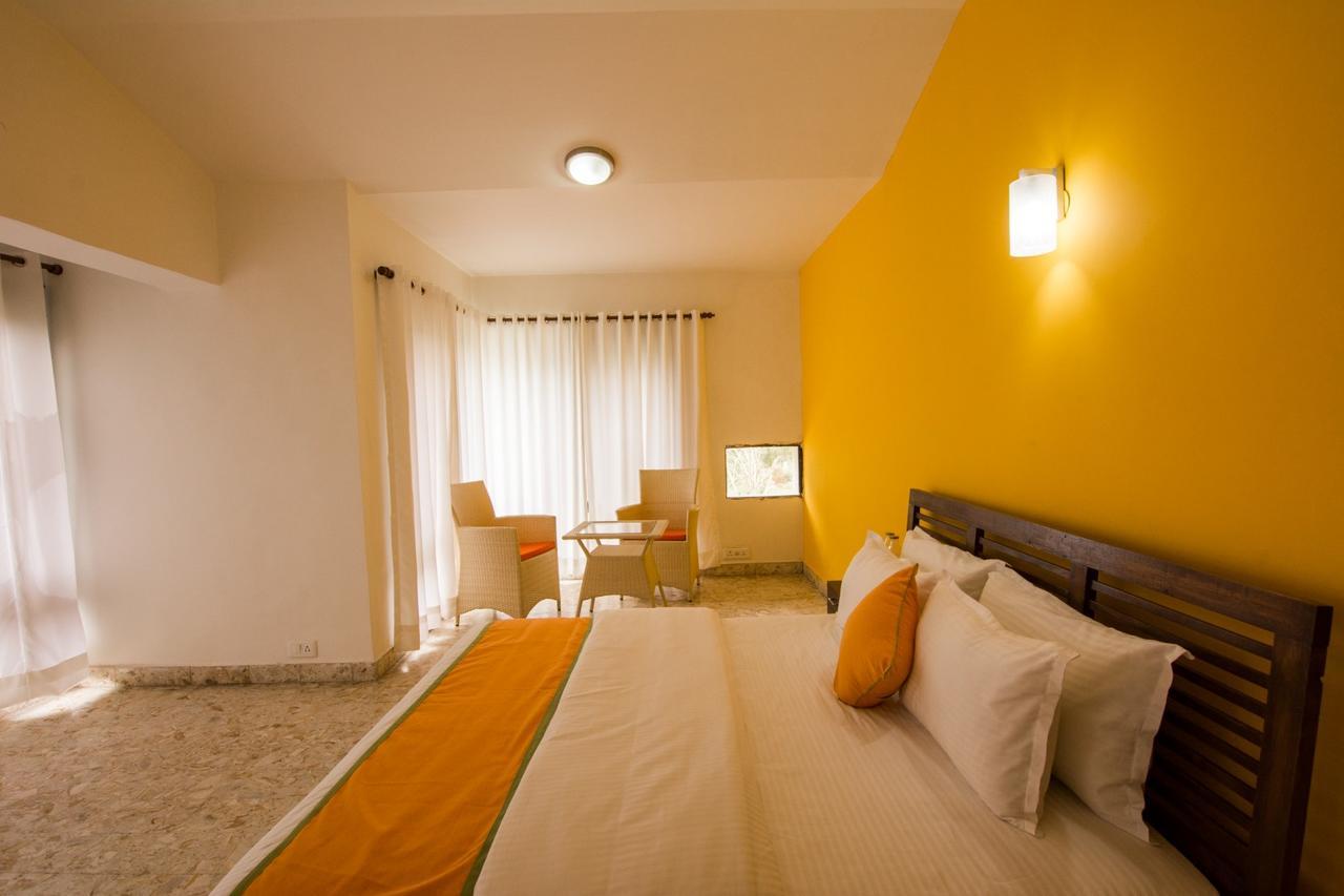 V Resorts Farm Delhi 3*