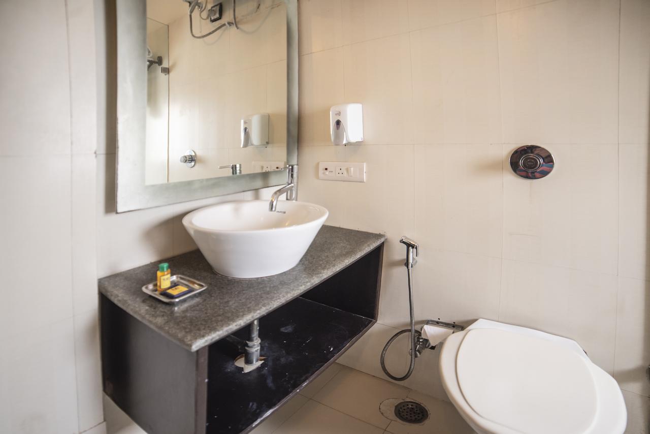 Fabhotel Anutham Saket 3* Nova Deli