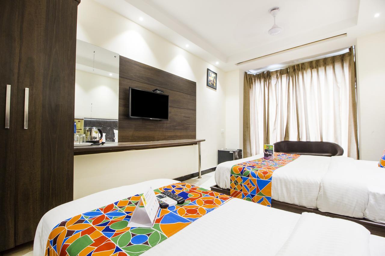 Hotel Fabexpress Le Continental Paharganj 3*
