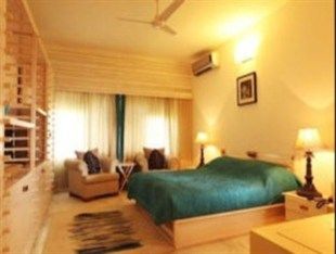 Hotel Ahuja Residency Golf Links