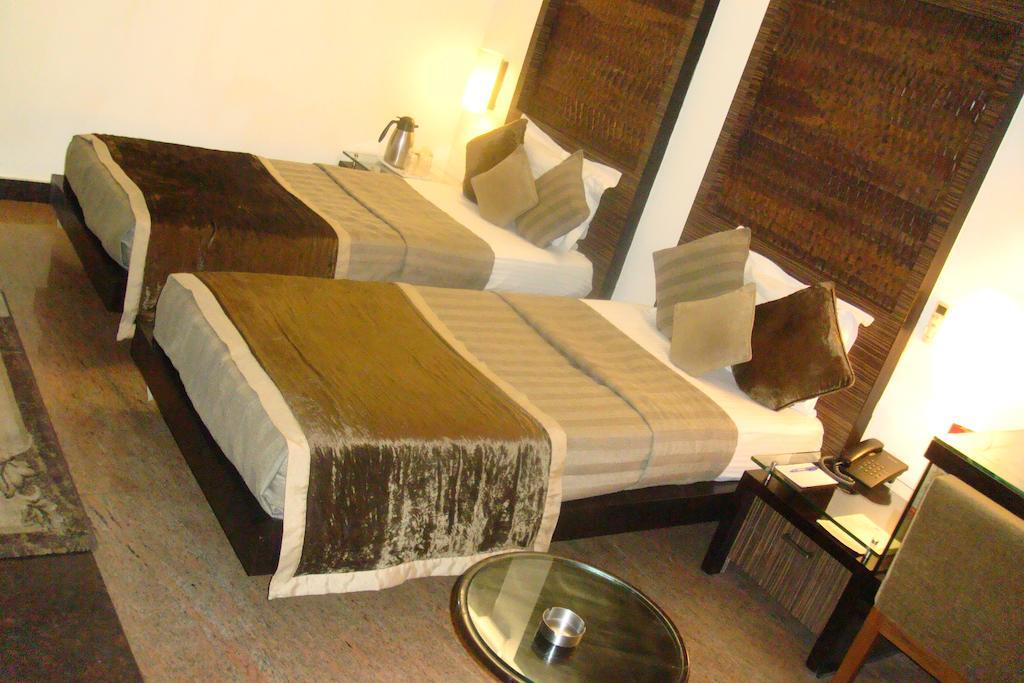 Hotel Shreyans