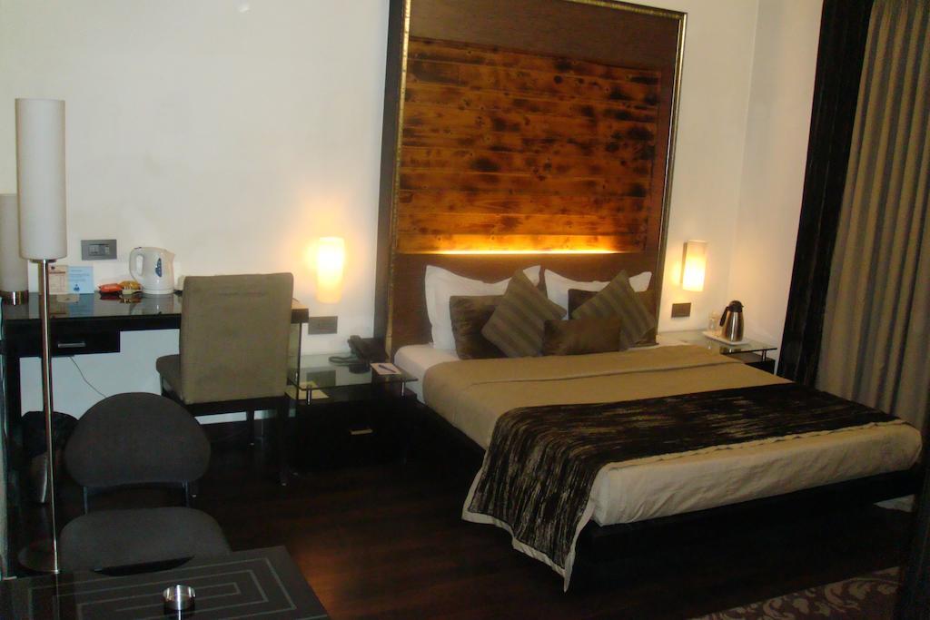 Shreyans Hotel New Delhi