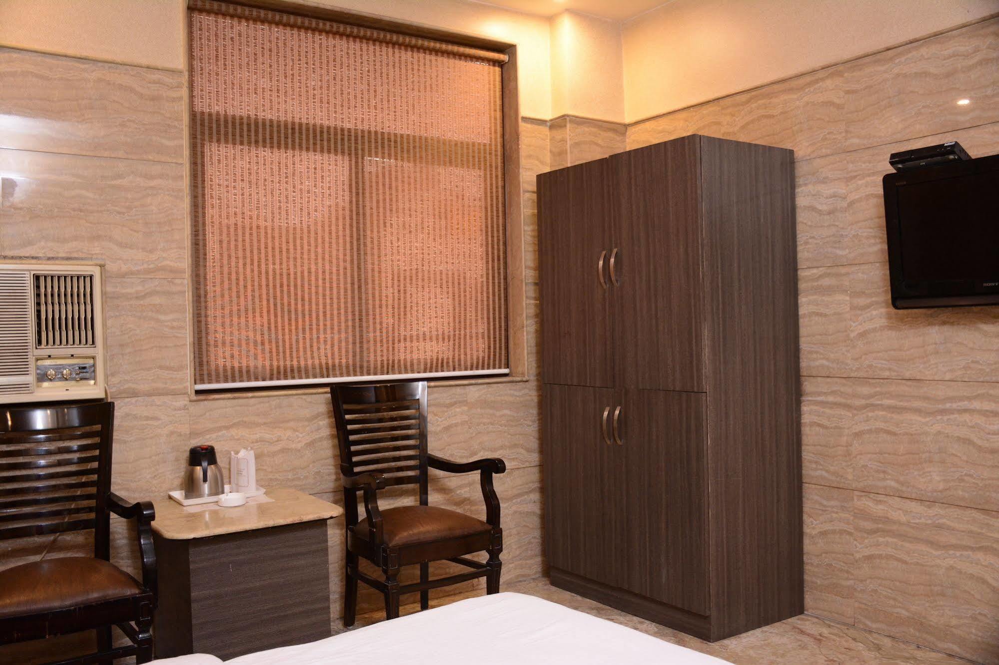 Hotel Maank