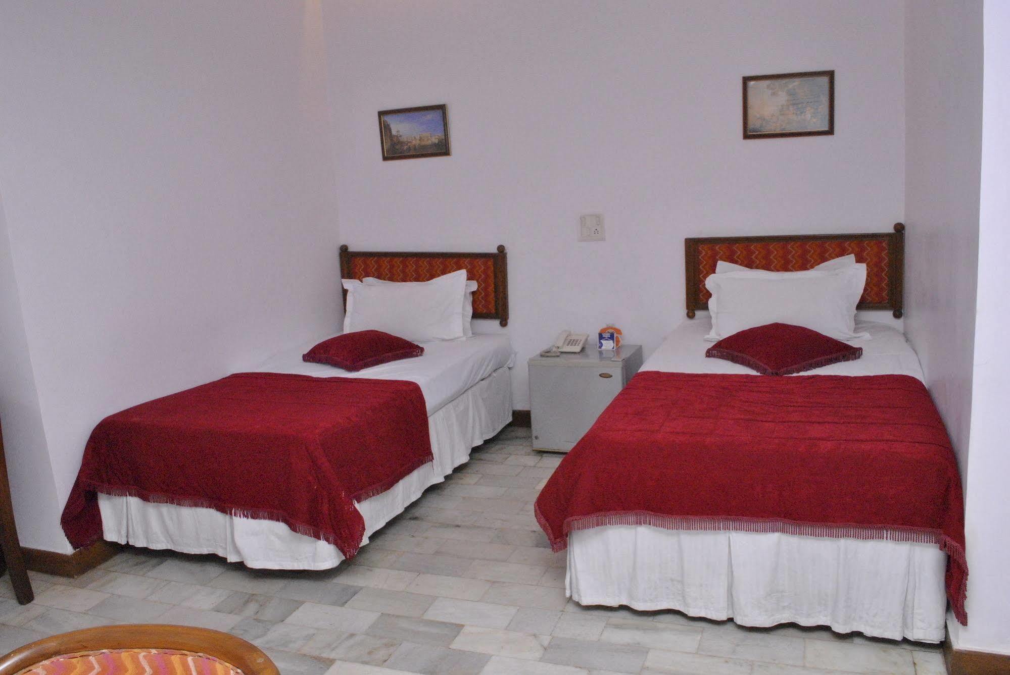 Hotel Jukaso Down Town