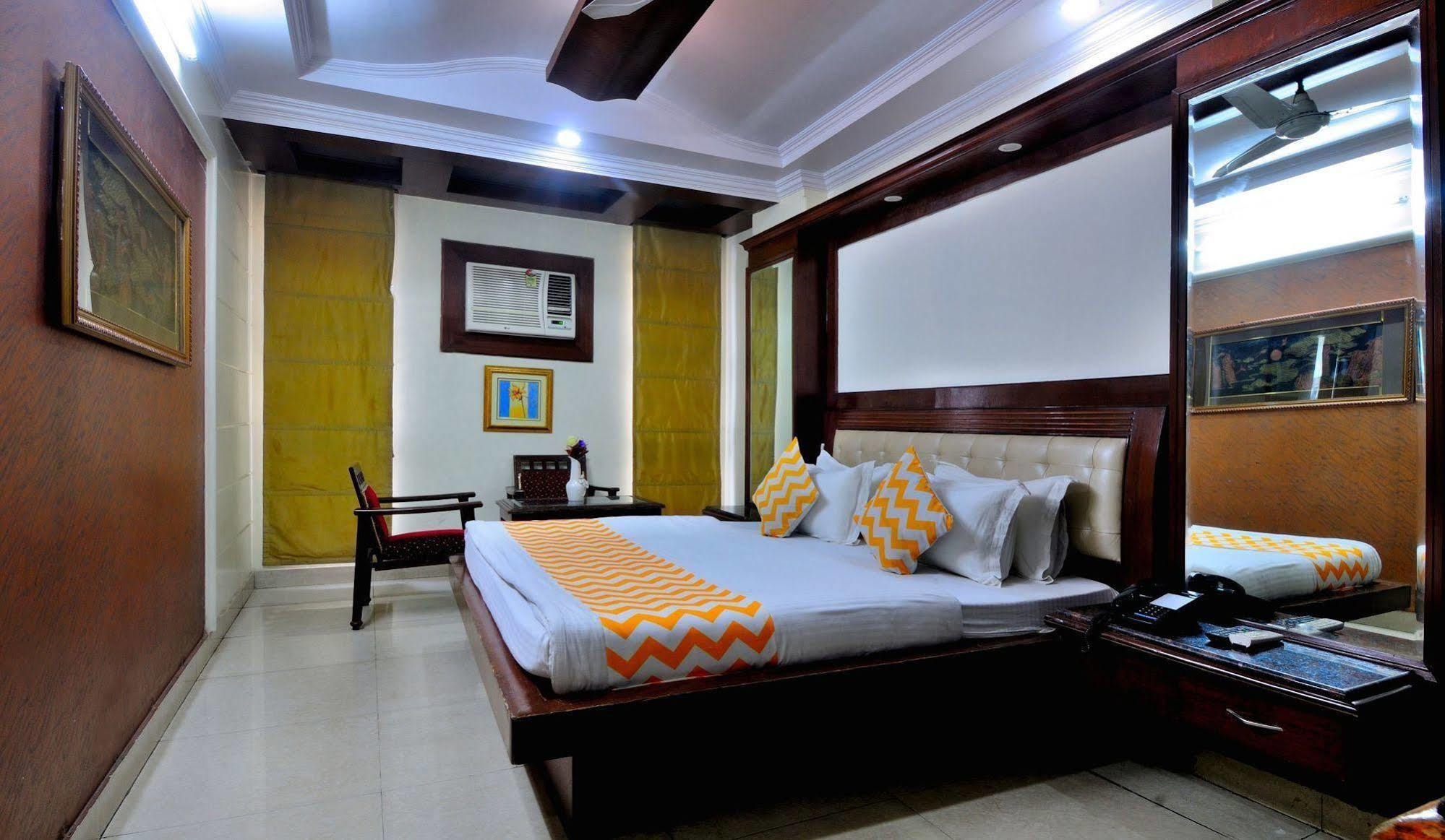 Oyo 10848 Geeson Hotel 3*