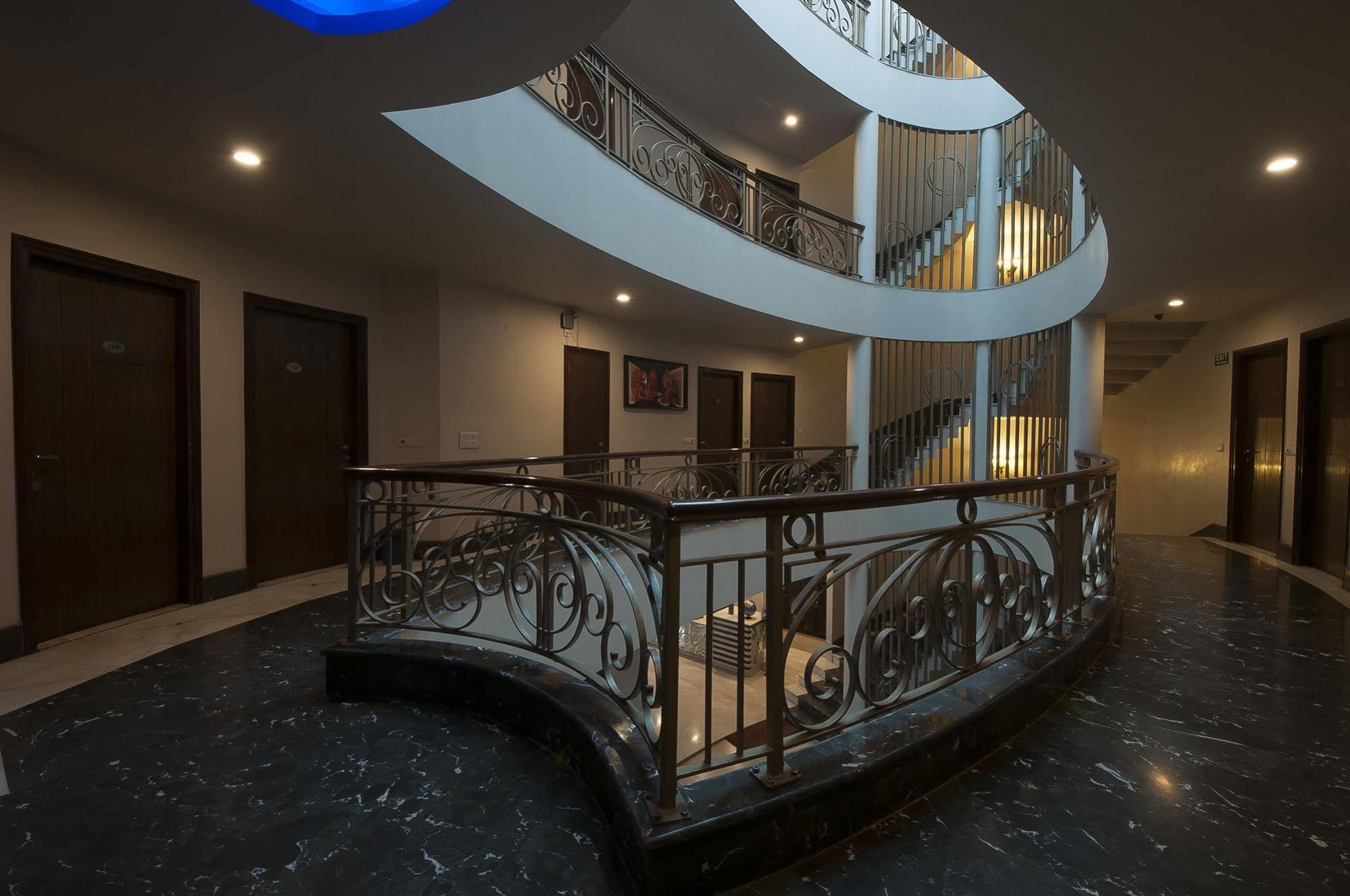 Shanti 3* New Delhi