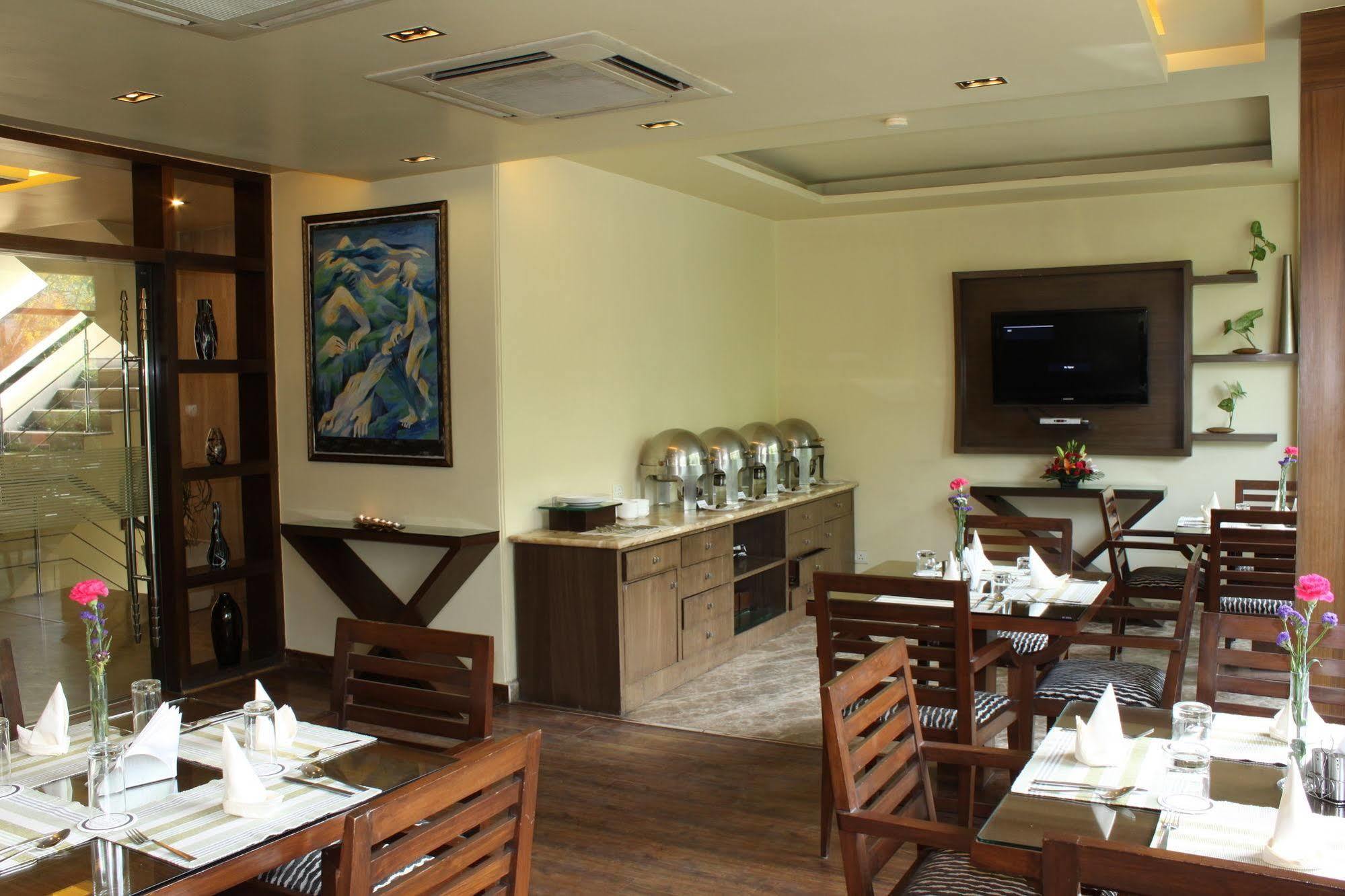 Hotel The Orion - Greater Kailash New Delhi