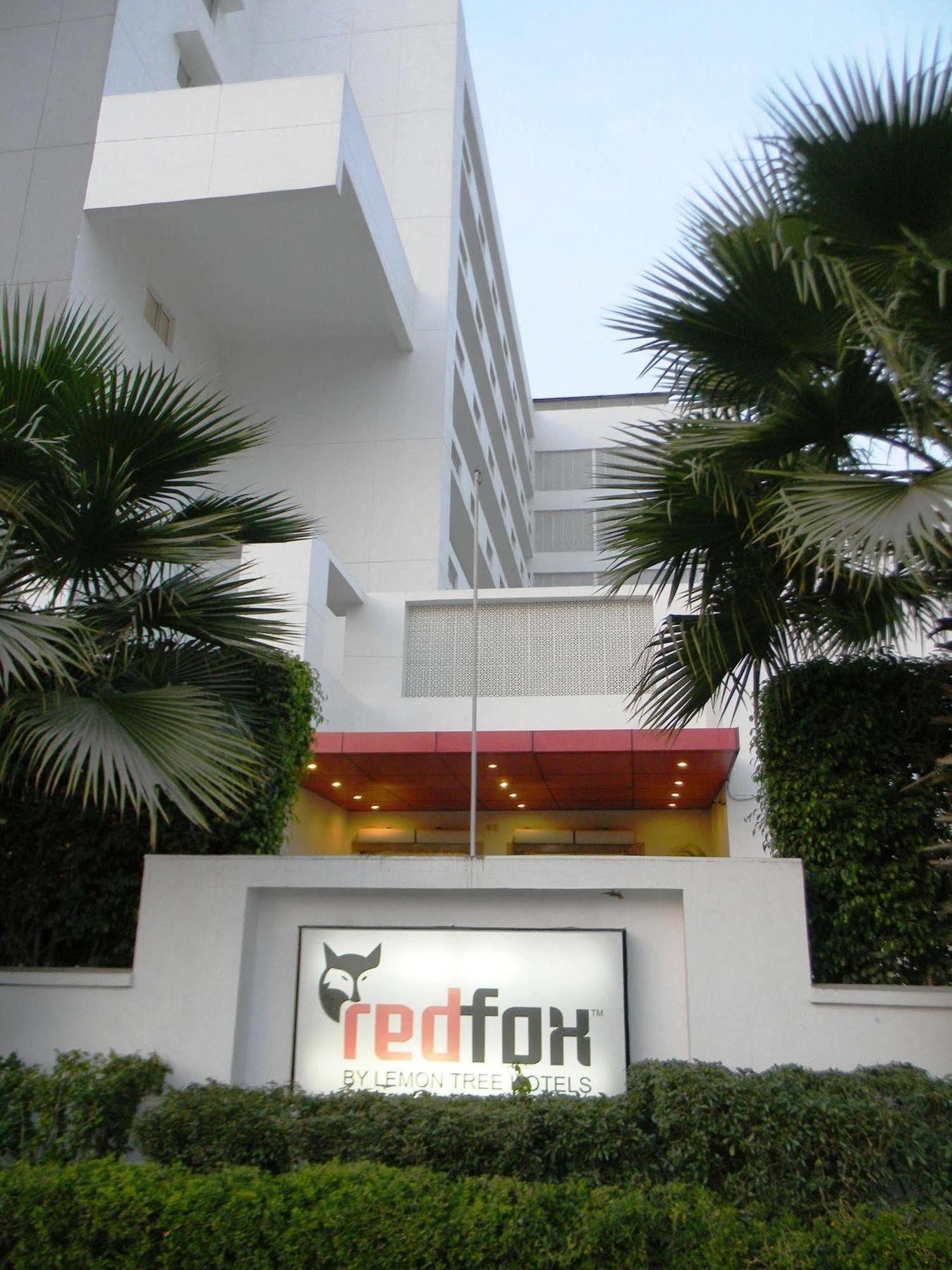 Red Fox By Lemon Tree Hotels, East 3* Delhi (National Capital Territory of India)