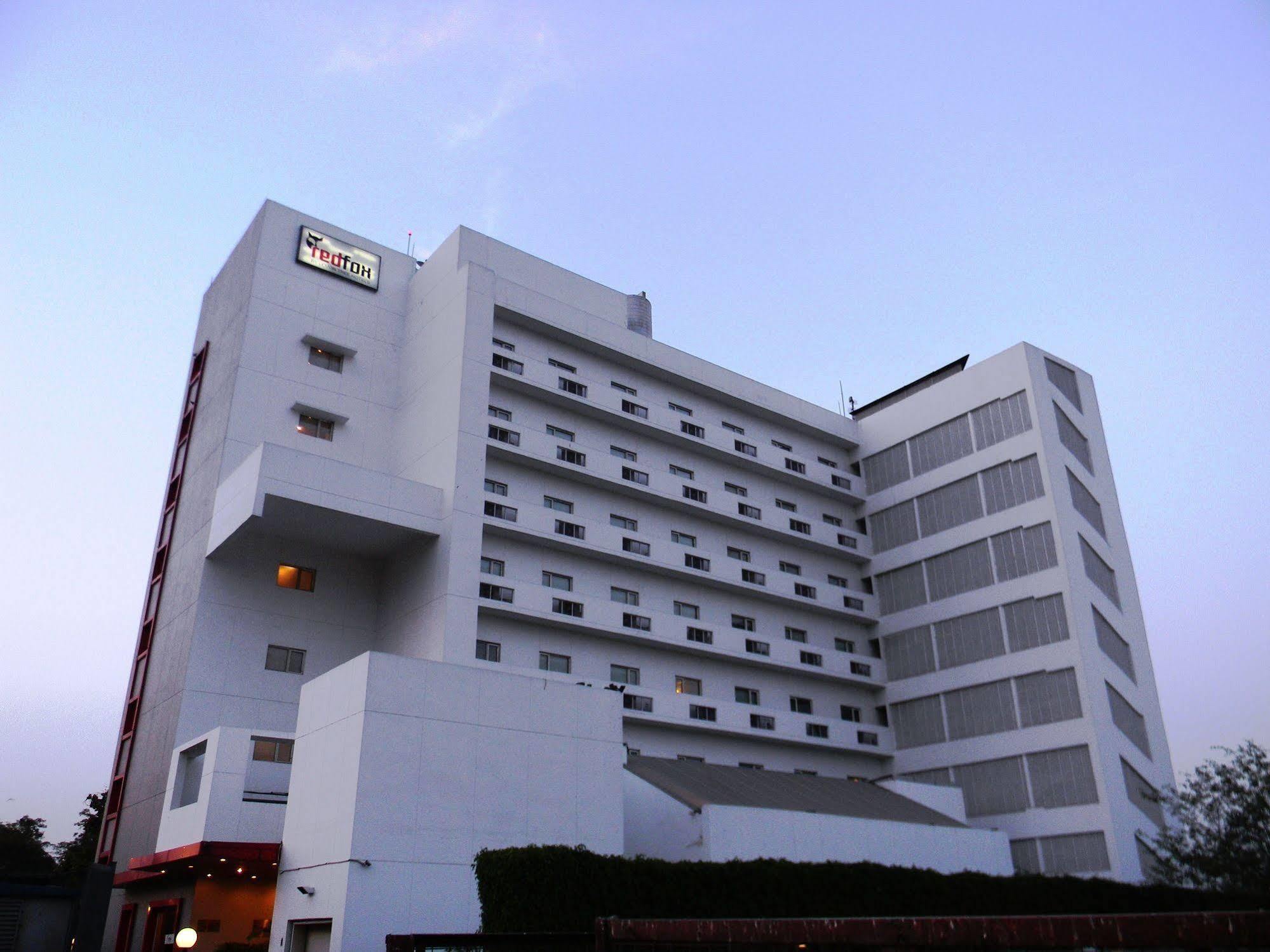 Red Fox By Lemon Tree Hotels, East Delhi (National Capital Territory of India)