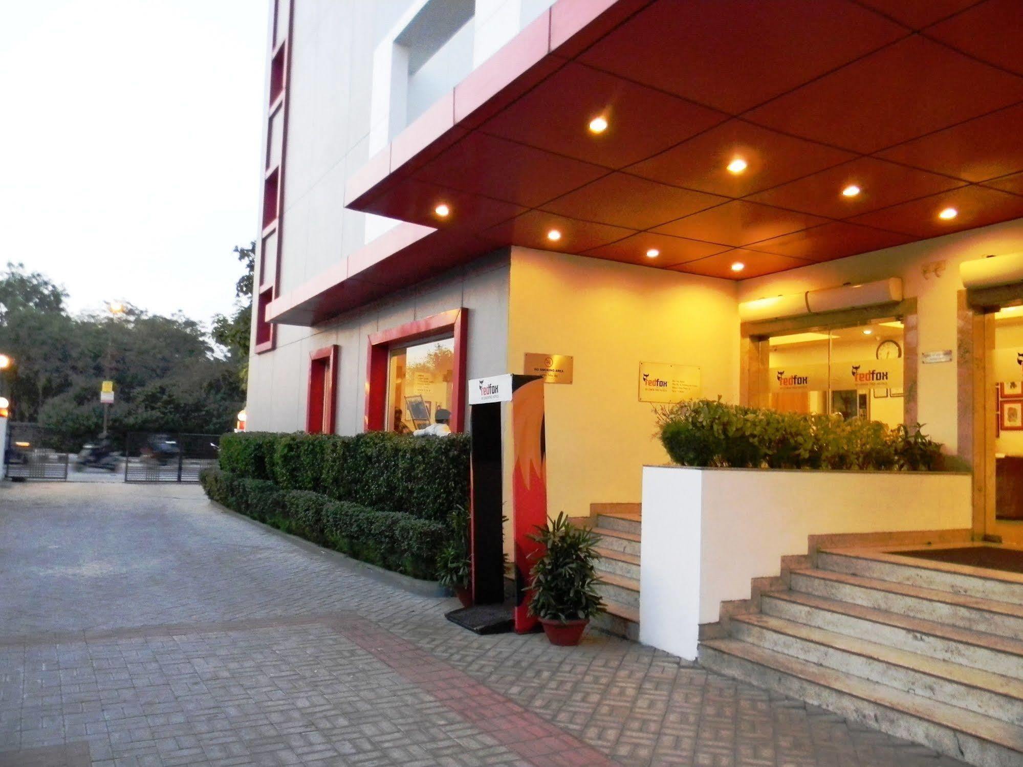 Hotel Red Fox By Lemon Tree Hotels, East Delhi (National Capital Territory of India)