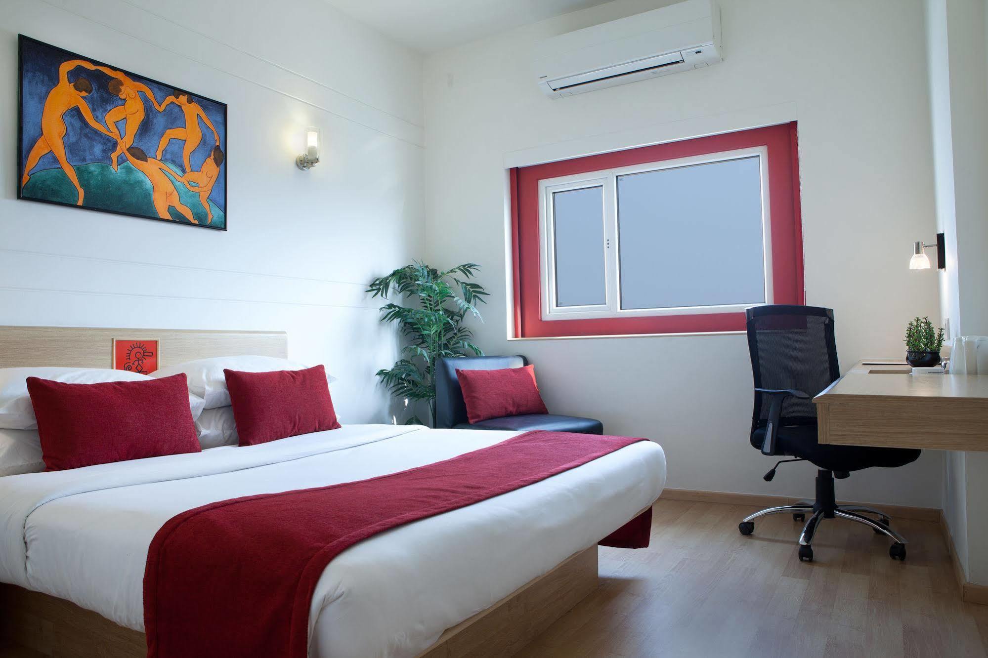 Red Fox By Lemon Tree Hotels, East Delhi (National Capital Territory of India)