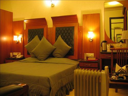Royal Castle Grand