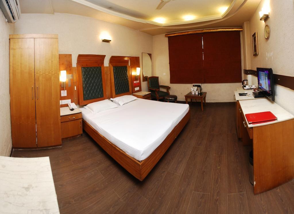 Hotel Royal Castle Grand Nova Deli