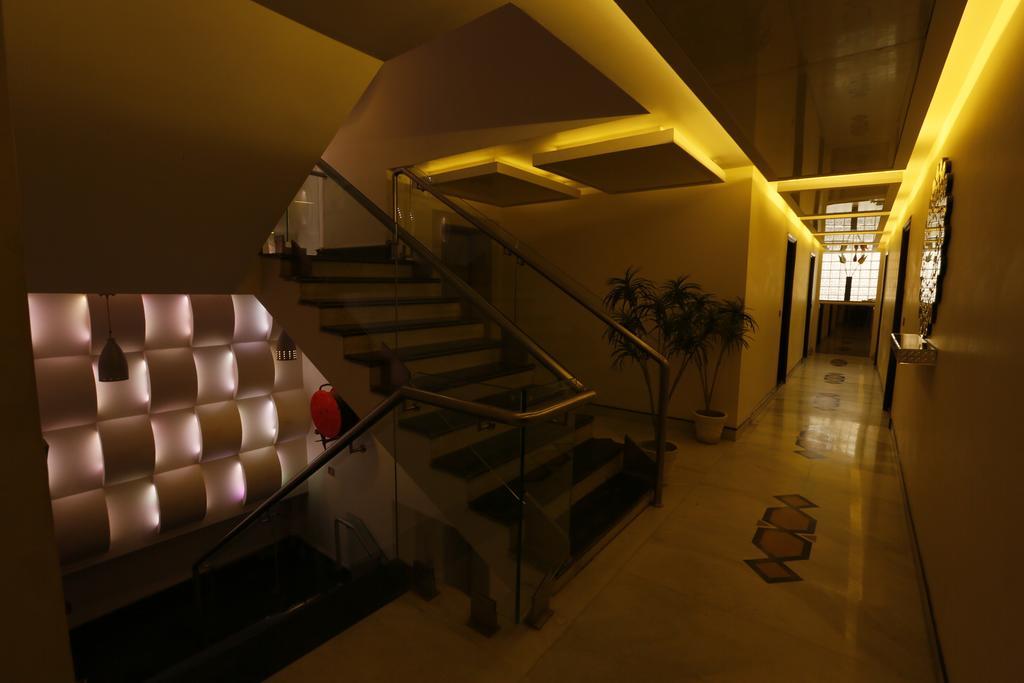Good Times Hotel 3*