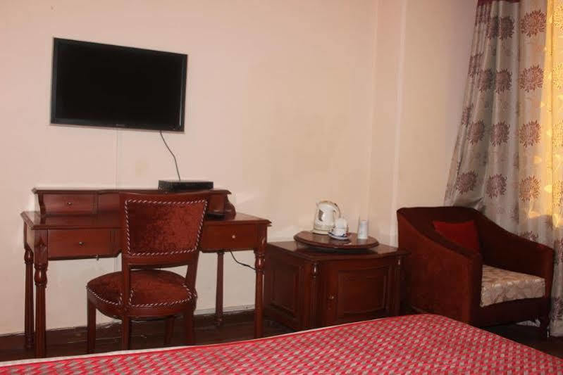 Treebo Corporate Park 3* Nova Deli