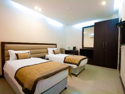 Aura @airport Hotel 3*