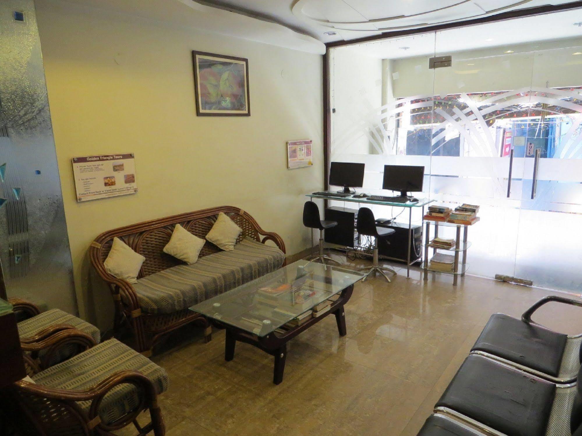 Hotel Smyle - Value Near Station 3*
