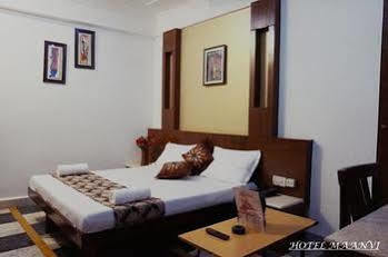 Maanvi Hotel 2*