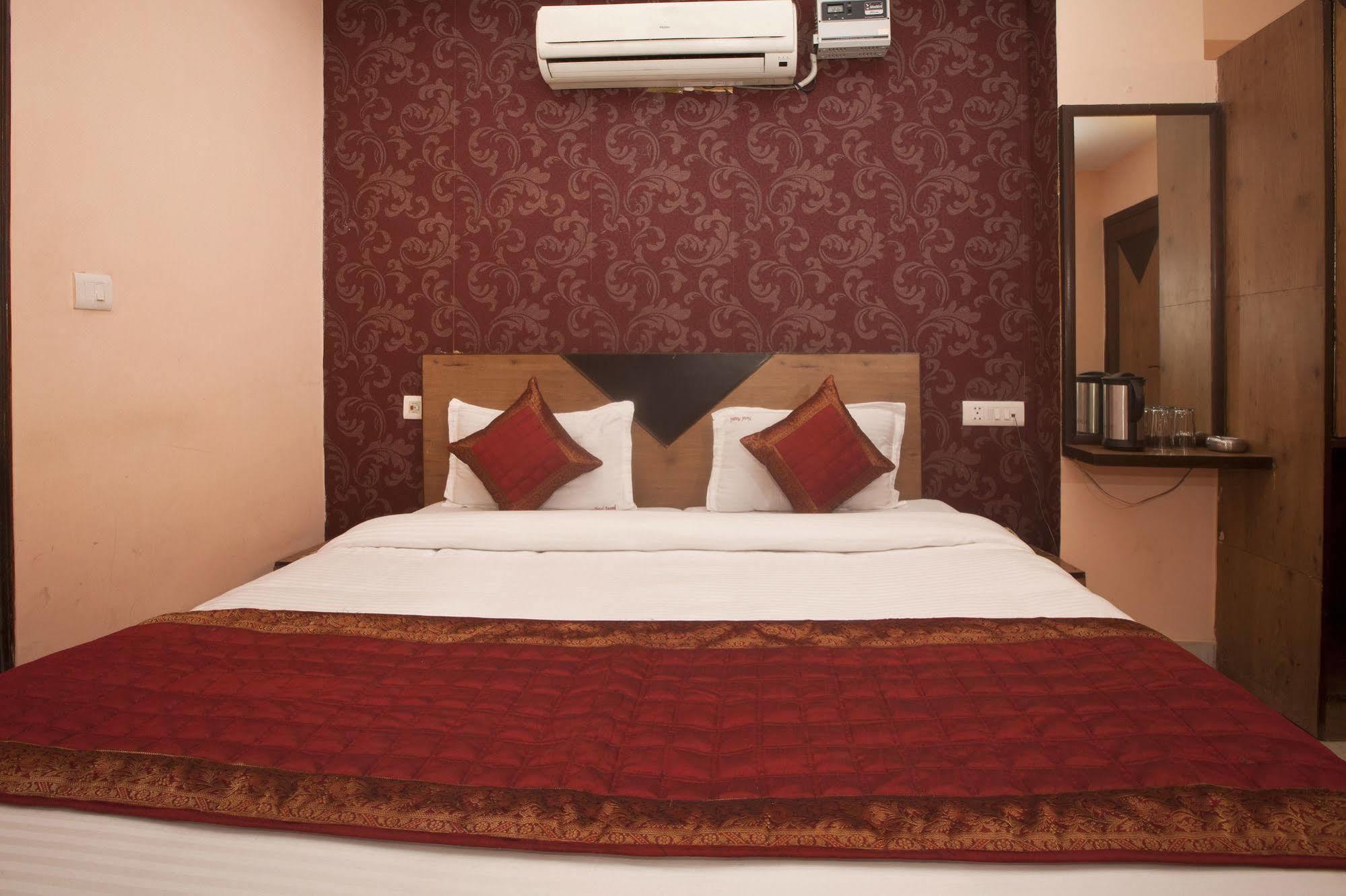 Hotel Ananda Hotel 3*