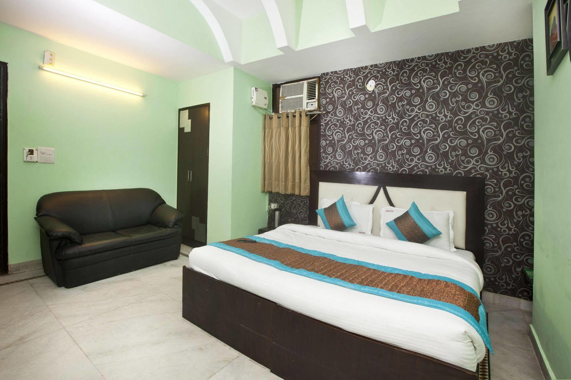 Hotel Ananda Hotel 3*