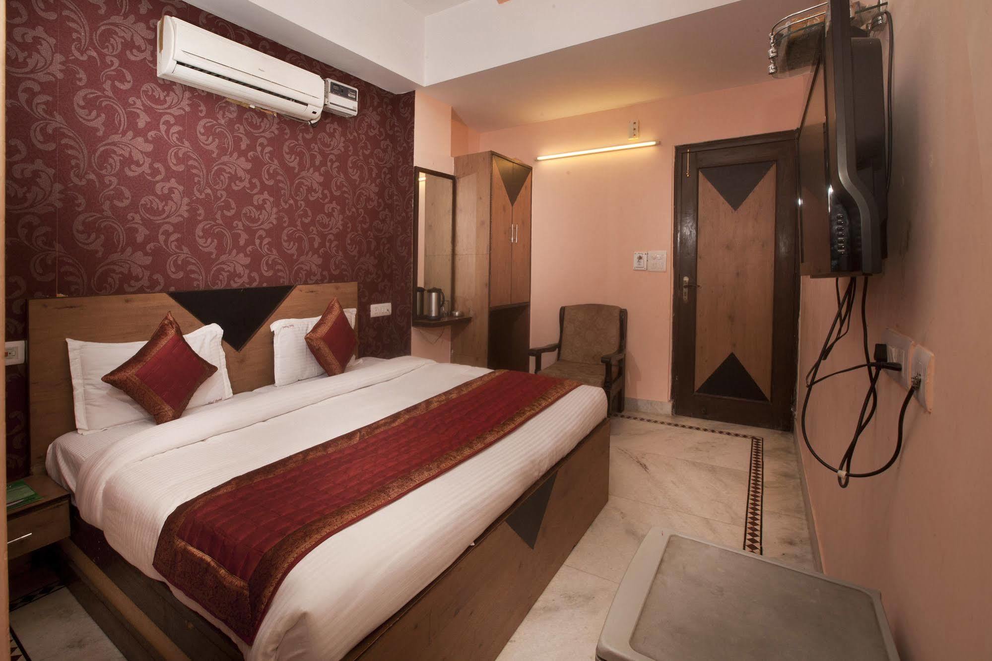 Hotel Ananda 3* Delhi (National Capital Territory of India)
